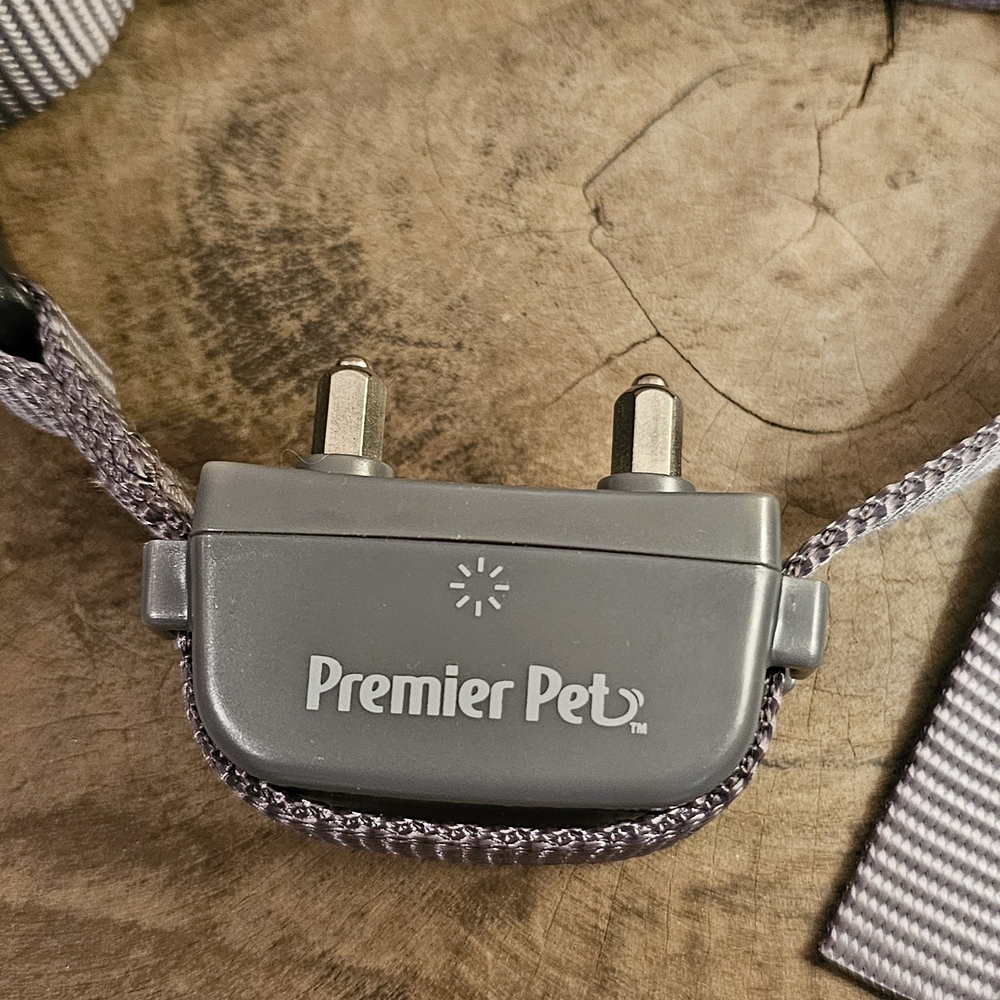 Premier Rechargeable Bark Collar - Gray - Picture 11 of 17